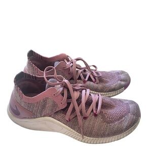 NIKE PURPLE TRAINING RUNNING SHOE WOMENS SIZE 8